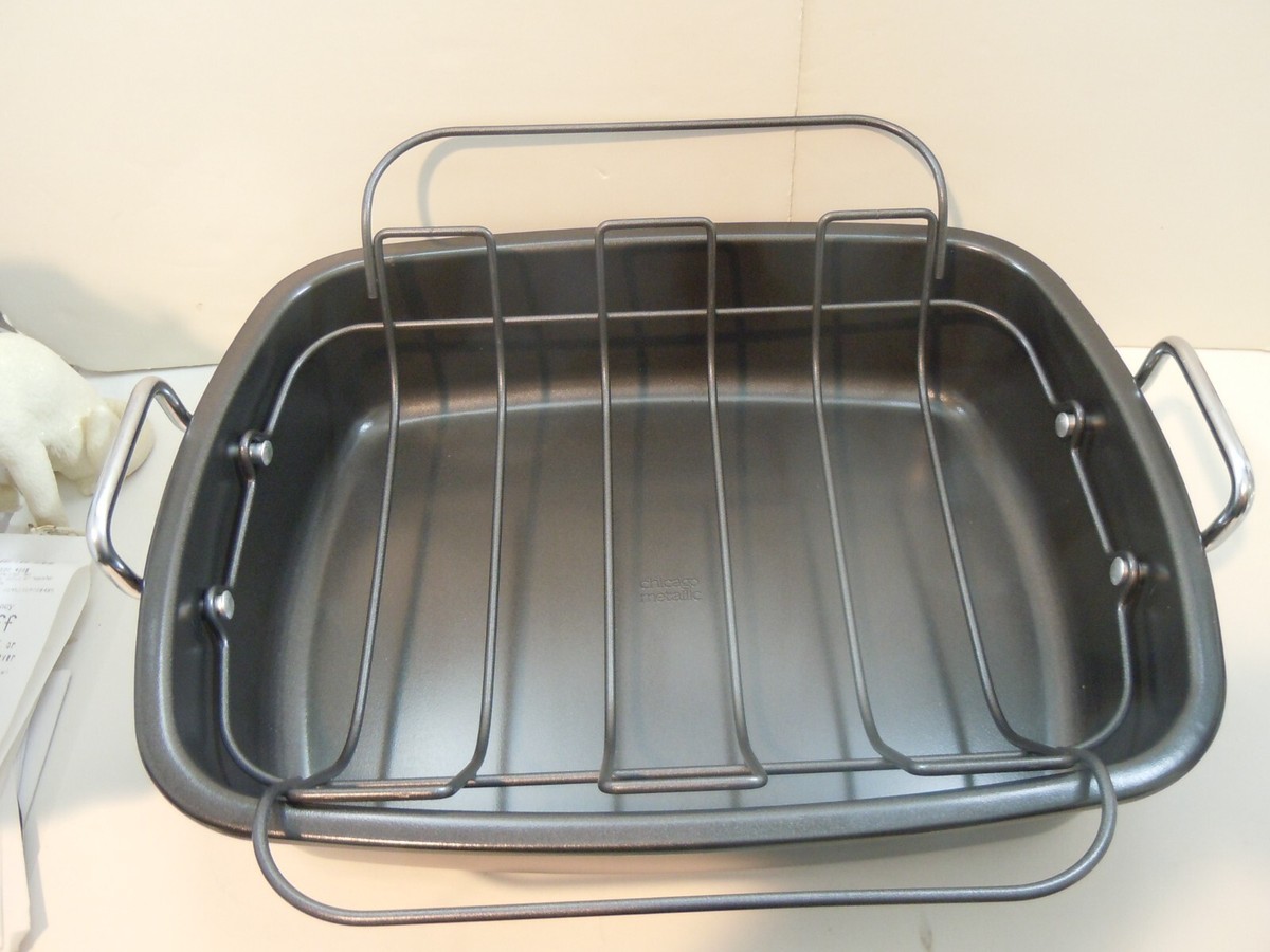 Chicago Metallic Professional Non-Stick Roasting Pan with Rack 17