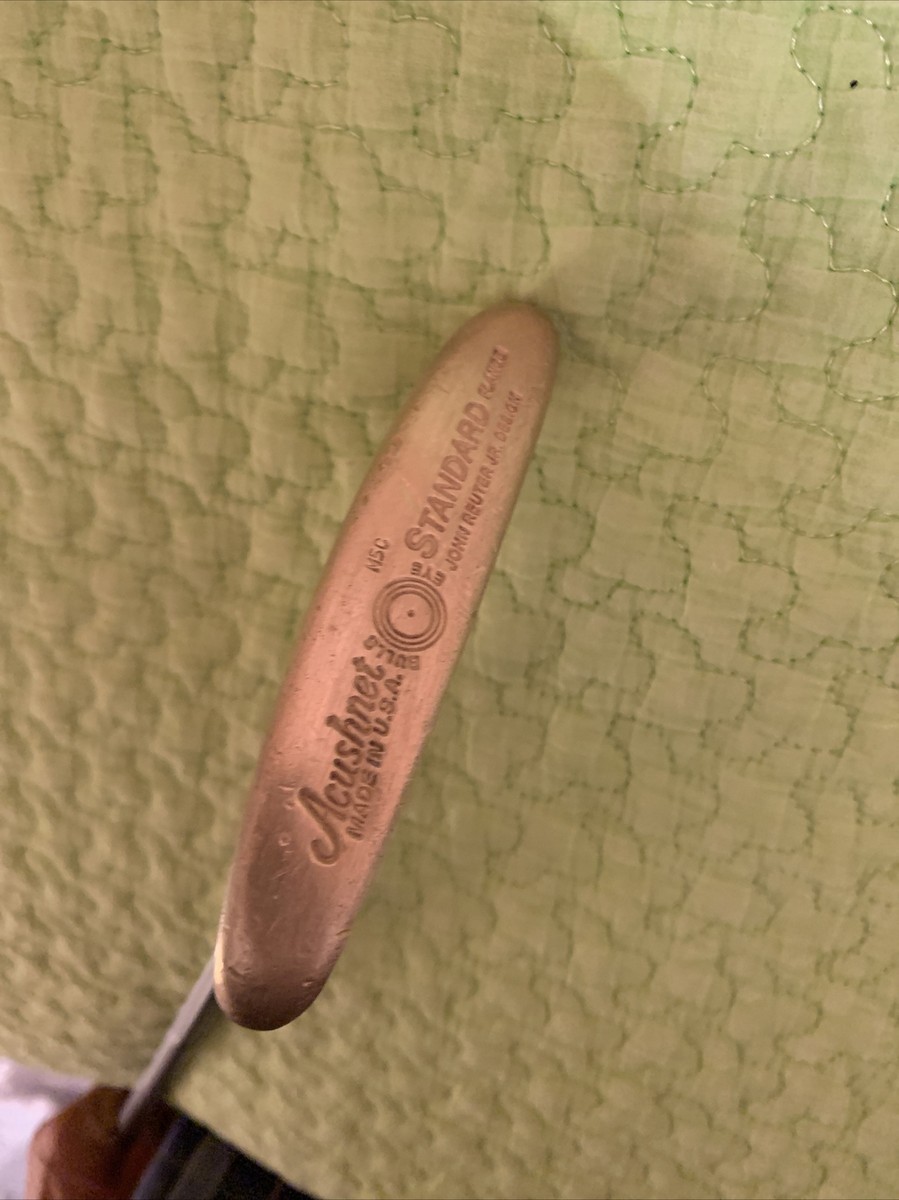 Putter Acushnet Bulls Eye - 35.5 Pouces, Acier Cannelé, Talon-arbre Fendu, Droitier (Occasion)