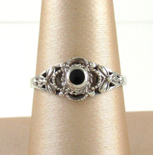 .925 Sterling Silver Black Onyx Ring Vintage Southwestern Artisan Small sz 7.75
