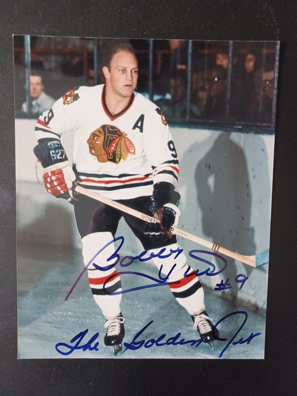 Autographed/Auto/Signed Bobby "The Goldren Jet" Hull 8X10 