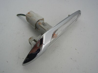 2010-2013 Suzuki Kizashi Right Front Fender Side Marker Light Lamp