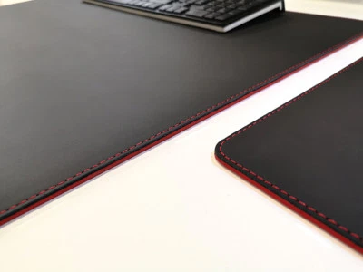 PROFI MATS PM Schreibtischunterlage + Mauspad Echt Leder Schwarz rote Naht 70x50 Rindsleder