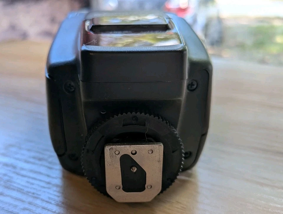 Camera Flash Nikon Canon Speedlight YONGNUO YN560III 2.4G Wireless  - Image 4 of 4