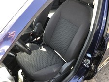 Ford Fusion JU2 Sitz vorn links Fahrersitz Stoff ohne Heizung Autositz