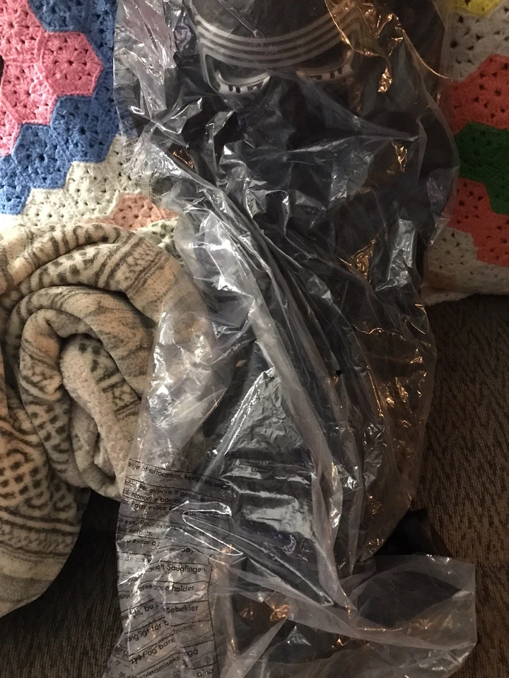 Disney Store Kylo Ren Costume Star Wars Size 13 Long Cape Gloves Mask New In Bag - Image 4 of 4