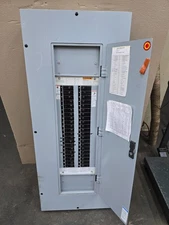 Cutler Hammer PRL1 Main Lug Panelboard 225 Amp 208Y/120 VAC 3Ø 4 Wire 42 Space