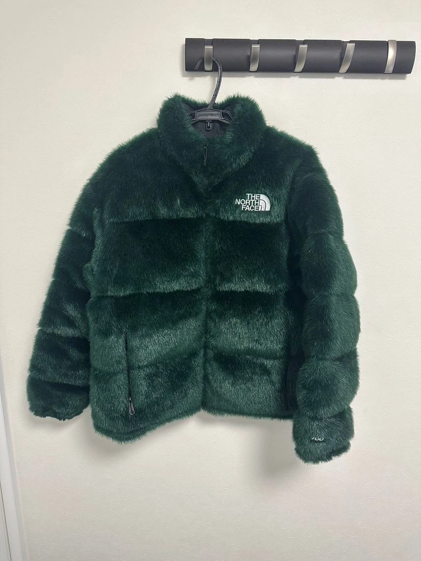 Veste Nuptse en fausse fourrure Supreme / The North Face verte