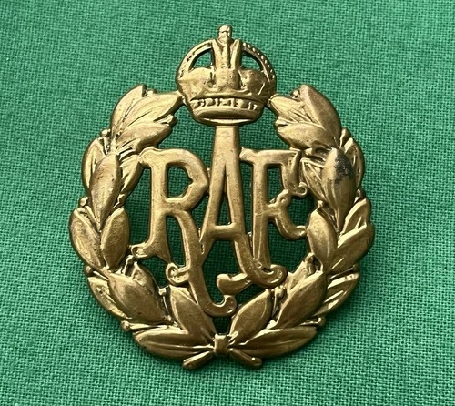The Royal Air Force "RAF" ~ Genuine WW2 British Military Cap Badge