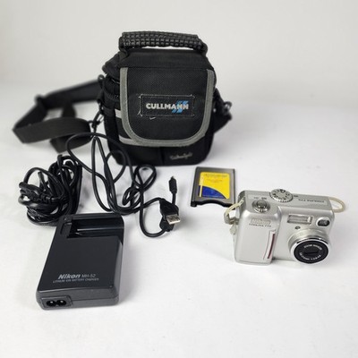 Nikon Coolpix 775 Digitalkamera Set Compact Flash mit Zub. Vintage