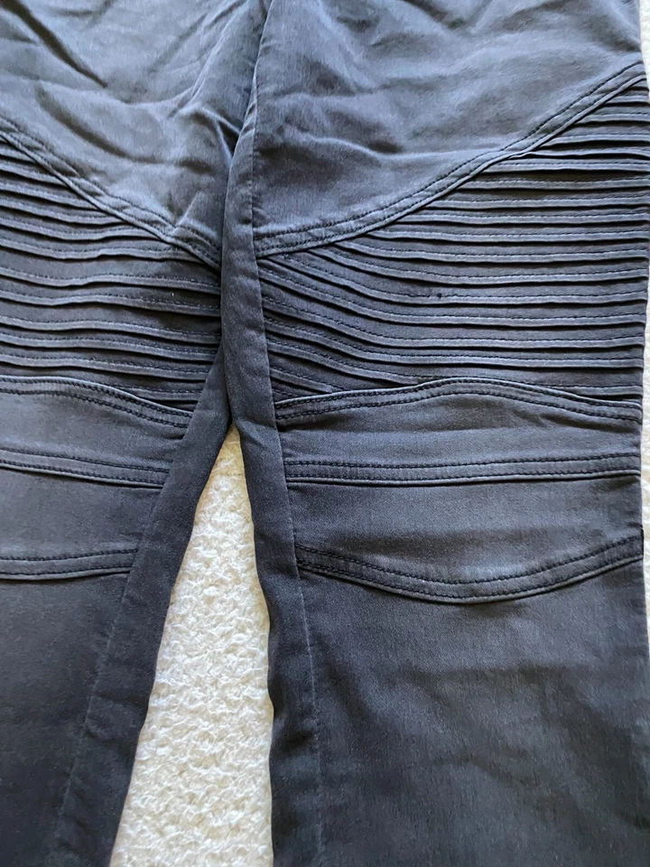 Pantalones de chándal Vanilla Star para mujer tiro medio gris talla 1X (32 x 28) Foto 3 de 4