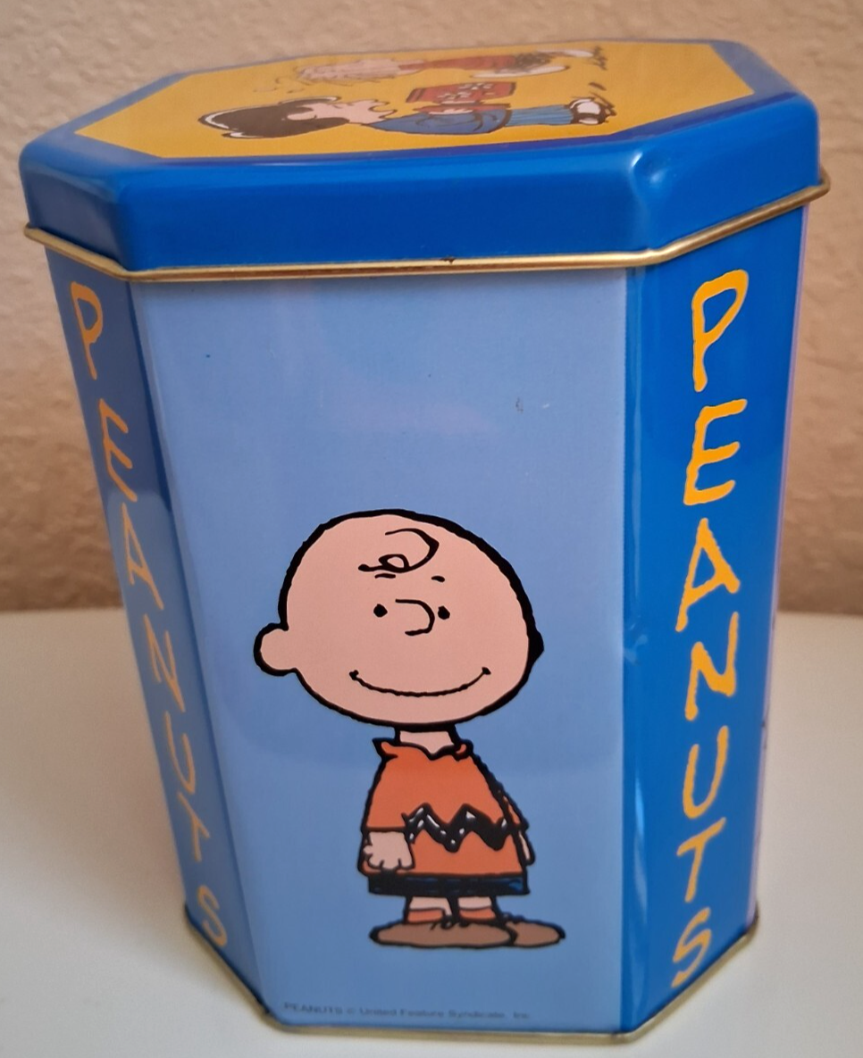 5.75x4 Inch Peanuts Gang Tin Can Featuring Charlie Lucy Linus & Snoopy  