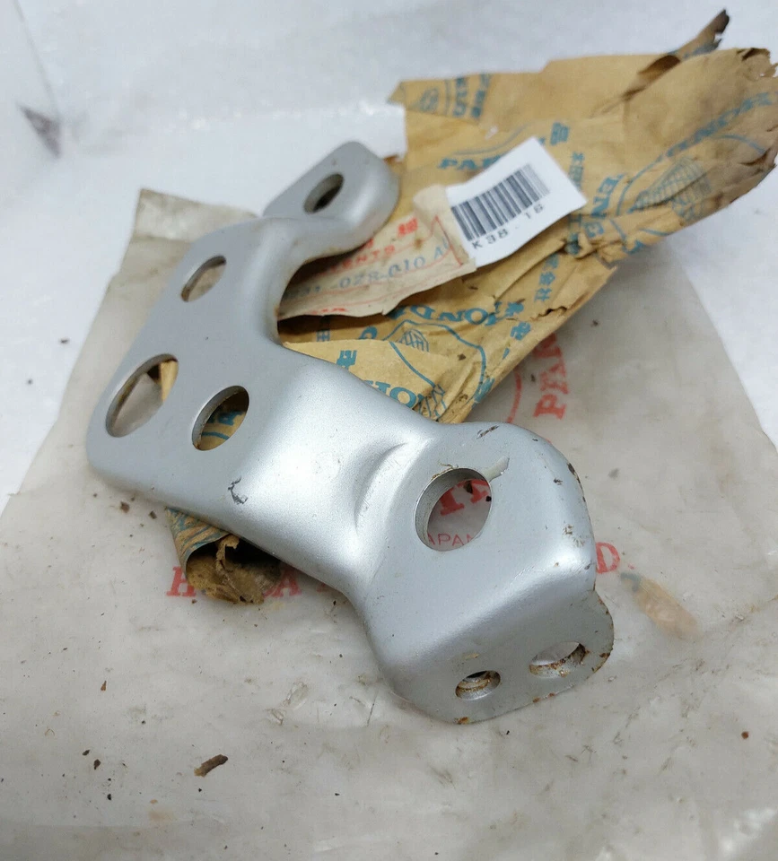 Horquilla Original Honda CL90 CT90 S90 CS90 CD50 CD65 Triple Árbol Superior Puente Nuevo de Lote Antiguo Foto 3 de 4