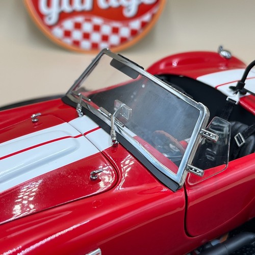 Kyosho 1/18 Shelby Cobra 427 S/C Red 08045RA Diecast model - Picture 11 of 21