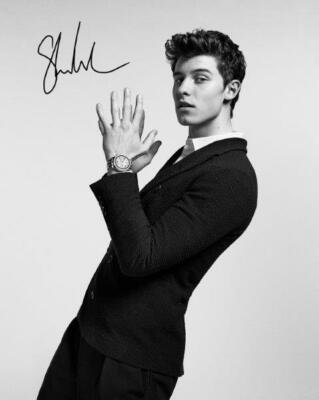 REPRINT - SHAWN MENDES Hot Signed 8 x 10 Glossy Photo Poster RP