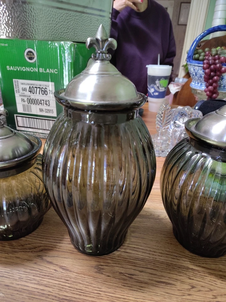 Set Of 3 Canisters, Green Glass Canisters, Metal Lids, - Image 2 of 4