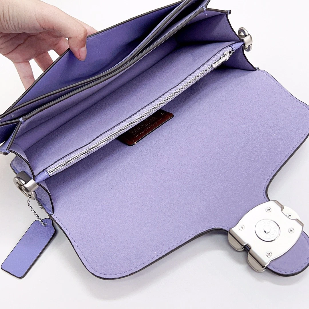 Borsa a tracolla Coach Tabby 26 viola CH735 Outlet