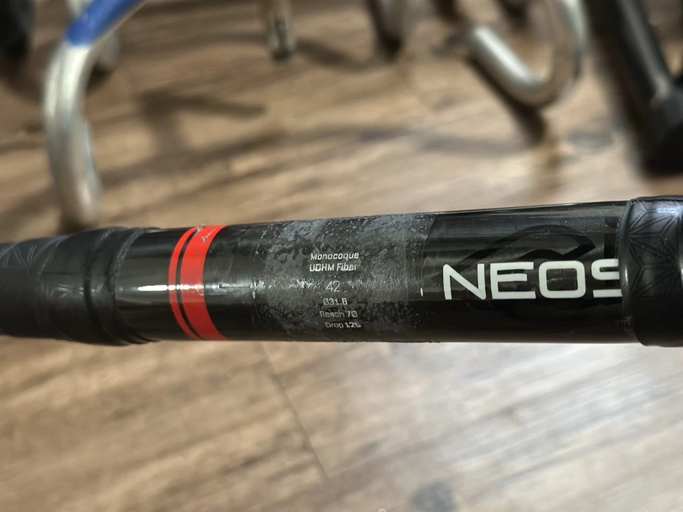 Manillar Cinelli Neo Carbon 42 C-C 31.8 Foto 4 de 4