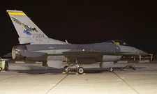 Lockheed Martin F-16 Fighting Falcon 188th Fighter Squadron Mahogany Model 1/48