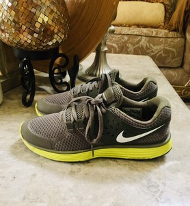 tenis nike lunarlon feminino