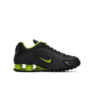 Nike Shox R4 GS CW2626 002 Black/ Volt Anthracite Size 4 Youth