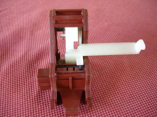 AEG Electrolux Spülmaschine Türverriegelung m. Schalter aus F64070 IM 111591400