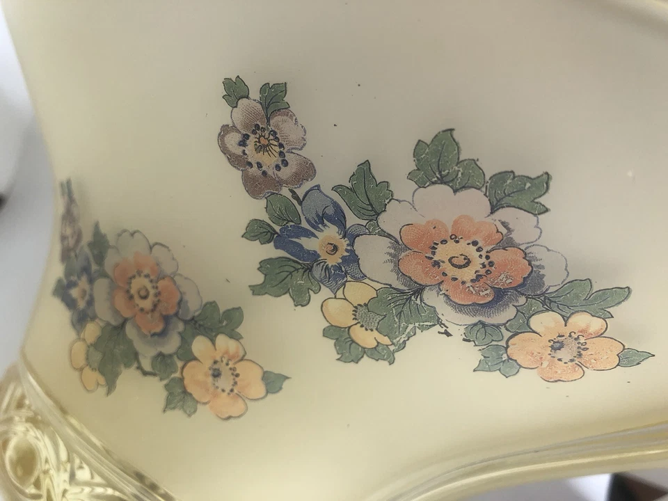 Art Deco Vintage Chandlier  - flush mount. Painted floral on yellow glass globe - Image 4 of 4