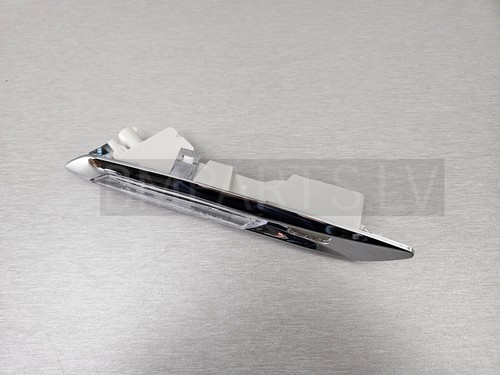 NEW BM BMW 5 SER F10 F11 WING TURN INDICATOR LAMP FRONT RIGHT 7154170 - Picture 5 of 13