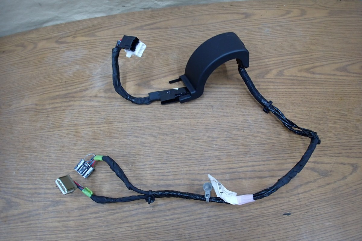 2020 TESLA MODEL X TRIM COVER 1047074-00-G RIGHT REAR DOOR WIRING