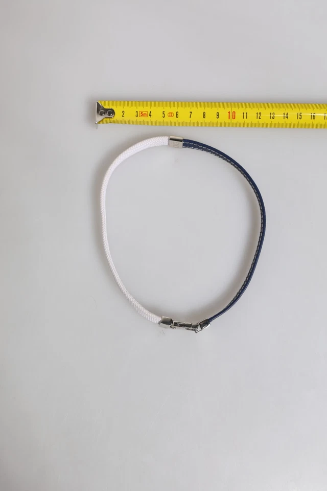 Pulseira DOLCE & GABBANA couro aparado DG gravado fecho tom prata 280usd - Imagem 4 de 4