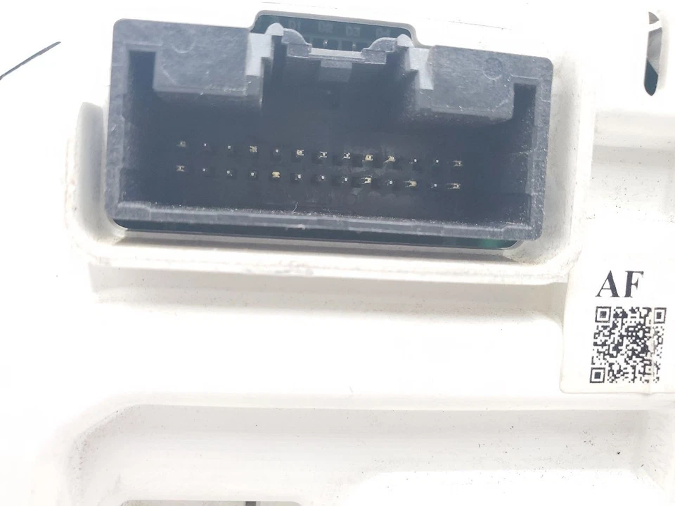 Medidor de instrumentos cluster 4.6L PN:BC2T10849AF OEM 11 12 13 Ford E150 E250 E350 - Imagem 2 de 4