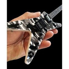 Mini guitarra Axe Heaven Dimebag Dean Dime O Flage blanco y negro ML réplica collar