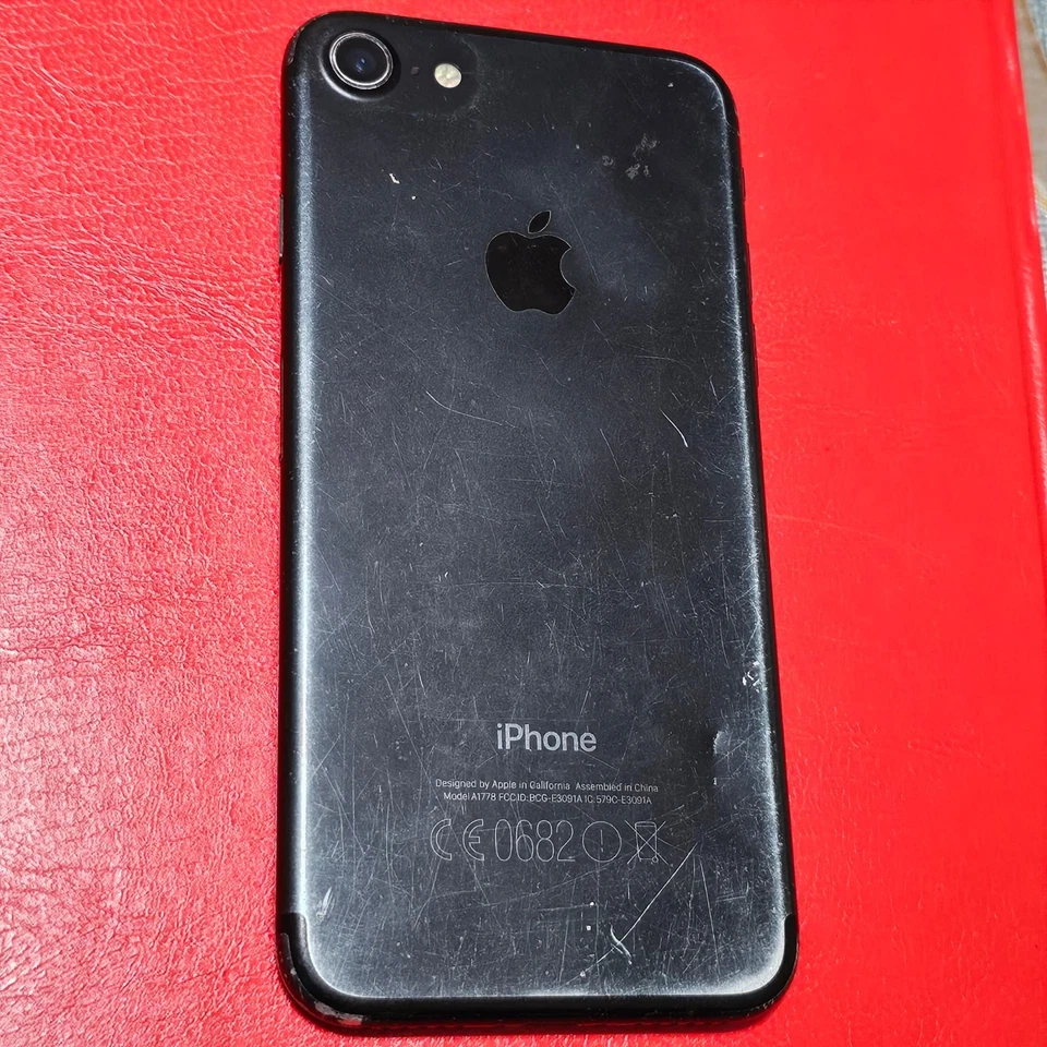 iPhone 7 - 32GB Black Boxed CHEAP !! - Image 3 of 4