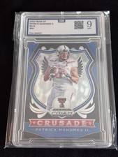 Patrick Mahomes II 2020 Prizm Draft Blue CRUSADE Prizm Chiefs Graded Mint 9 Card