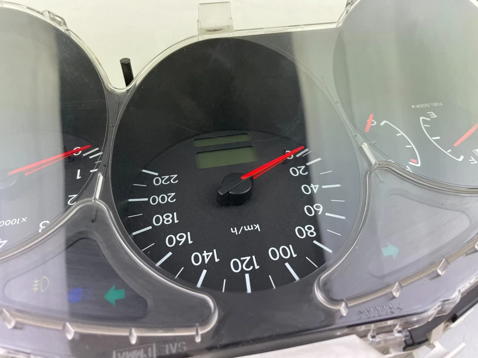 2003 - 2008 Subaru Forester SG Instrument Cluster Speedometer KMH 85014SA250 Foto 4 de 4