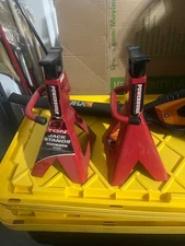 POWERBUILT 4 TON jack stands