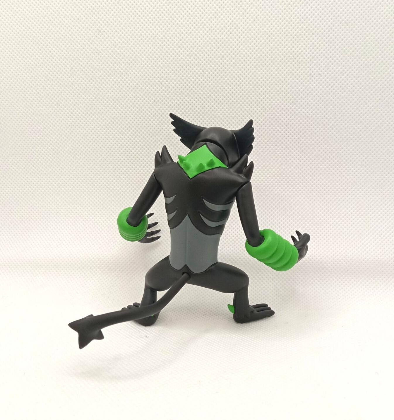 〖Sold Out〗Pokemon Scale World Zarude #893 1:20 - Forest Studio