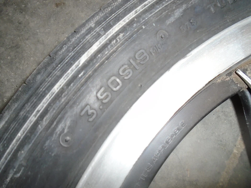 Honda CX500 CX 500 C CX500C 1980 1981 1982 llanta delantera neumático cubo rueda 3,50-19 19" Foto 4 de 4