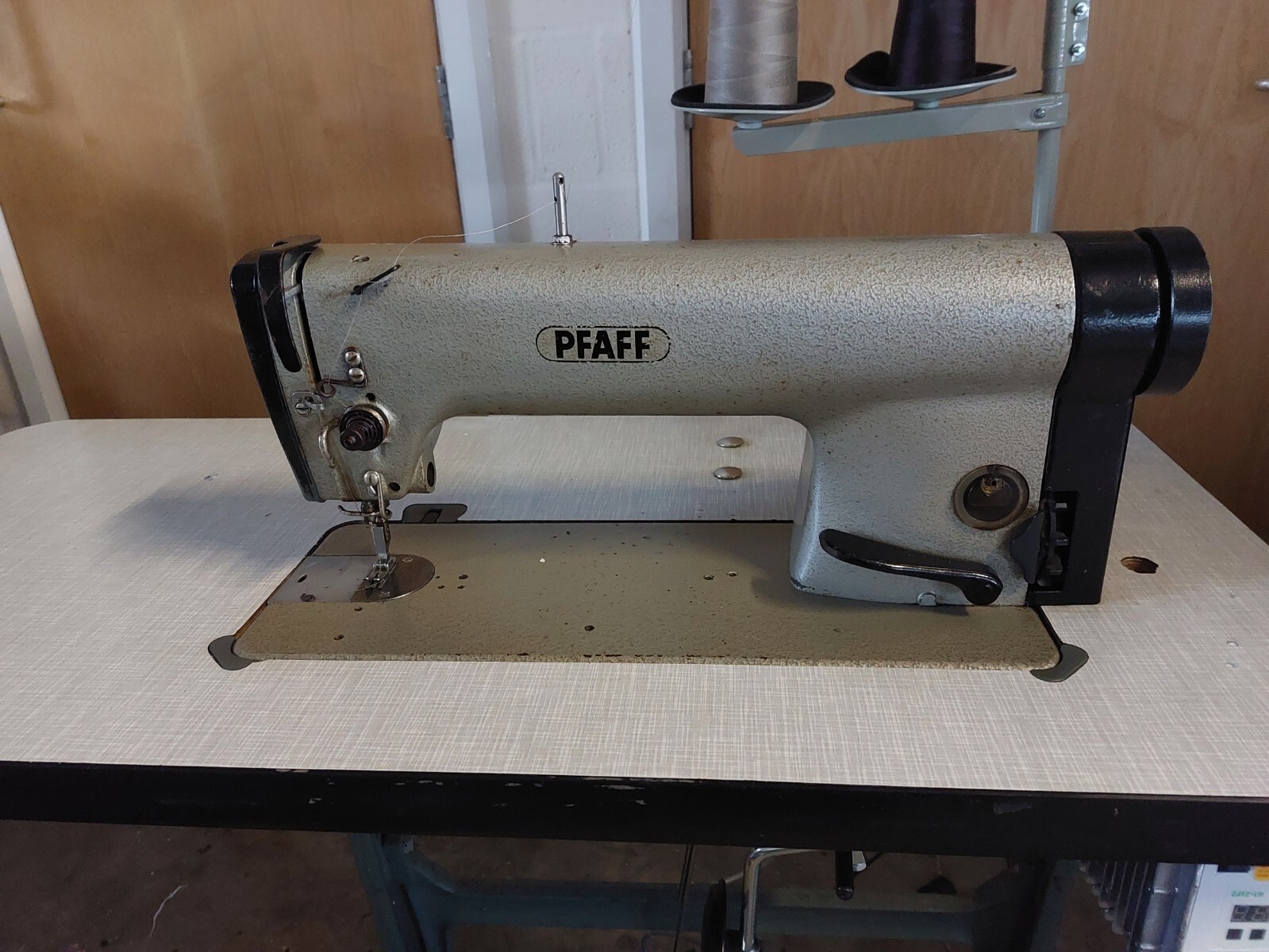 PFAFF 463 Industrial Sewing Machine Complete choice of 4 eBay