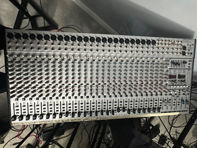 Behringer SL3242FX-PRO Eurodesk 32 Channel Mixer with effects
