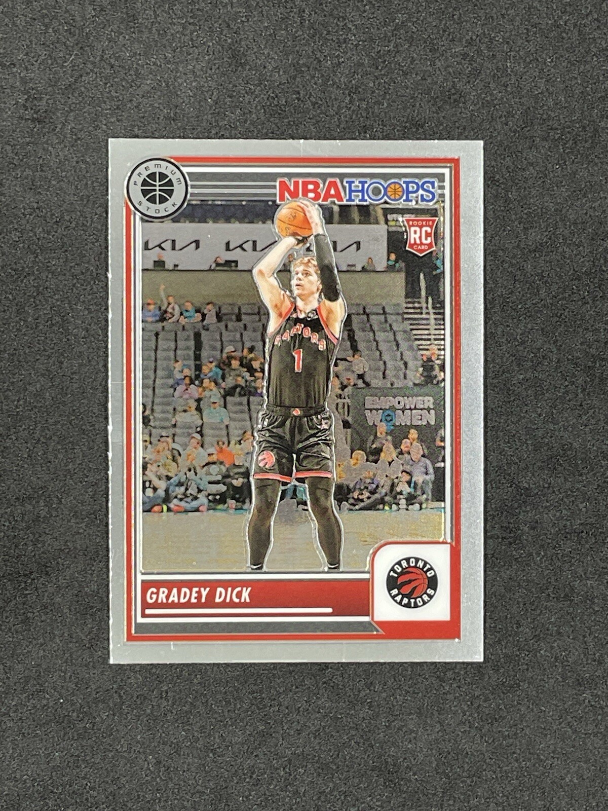 2023-24 NBA Hoops Premium Stock GRADEY DICK #251 Rookie Base