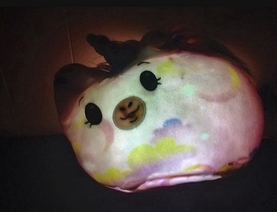 Pikmi Pops Jelly Dreams, which are soft, glowing plush toy