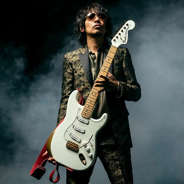 Fender Ken Stratocaster Experiment L'Arc-en-Ciel made in japan