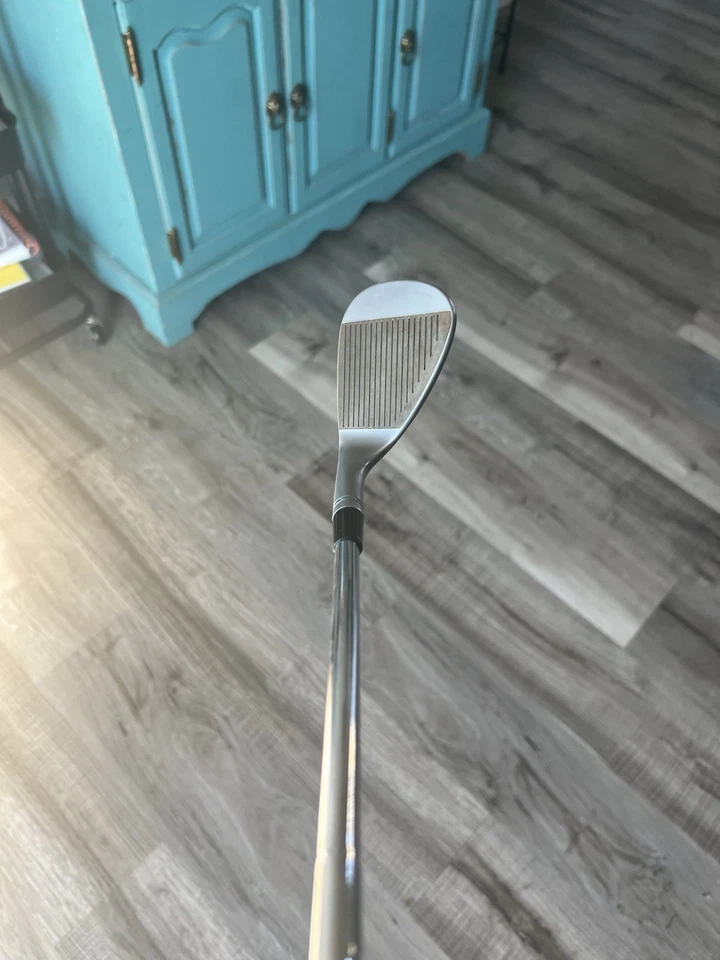 TaylorMade Millled Grind 4 cuñas diestro 58 grados 08 modo de rebote bajo Stuff Flex Foto 4 de 4