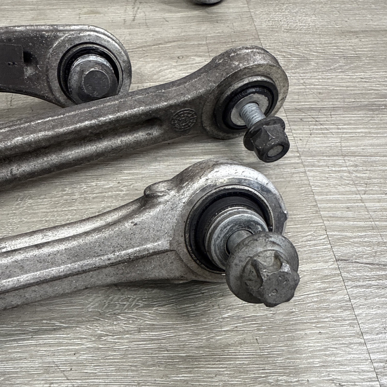✅ 14-24 MASERATI GHIBLI - REAR LEFT OR RIGHT SUSPENSION CONTROL ARM SET OF 4 OEM
