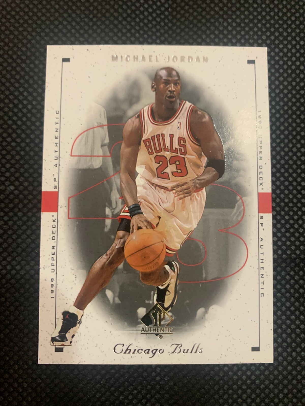 Chicago Bulls Michael Jordan #23 1998-99 SP Authentic-Sample