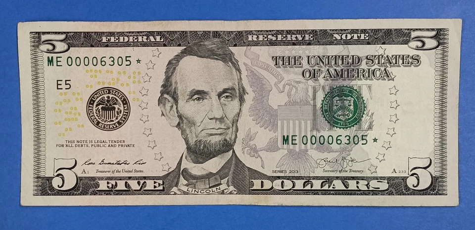 ME00006305* $5 2013 E Star Note Low Fancy Serial Number Five Dollar Bill - Image 2 of 3
