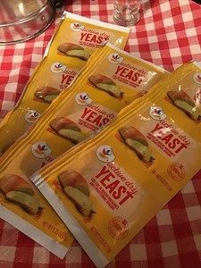 YEAST dry Active New Box Martin’s Brand 18 Strips X 3 NET WT 0.25oz / 54 Packets