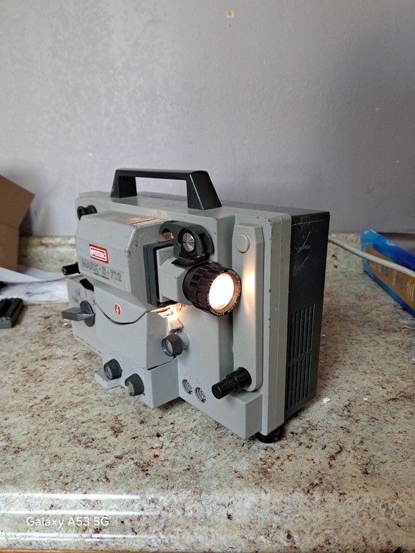 Eumig Mark S 712 Super8 /Single8 Sound, Silent Film Projector, PARTS or REPAIR