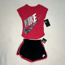 Nike Girl 2  Piece Top  Shorts Set Size 5 Black Hot Pink Gray White Brand New