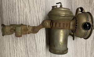 Columbia "Model C" Automatic Carbide Motorcycle/Bicycle Lamp by Hine-Watt Mfg Co